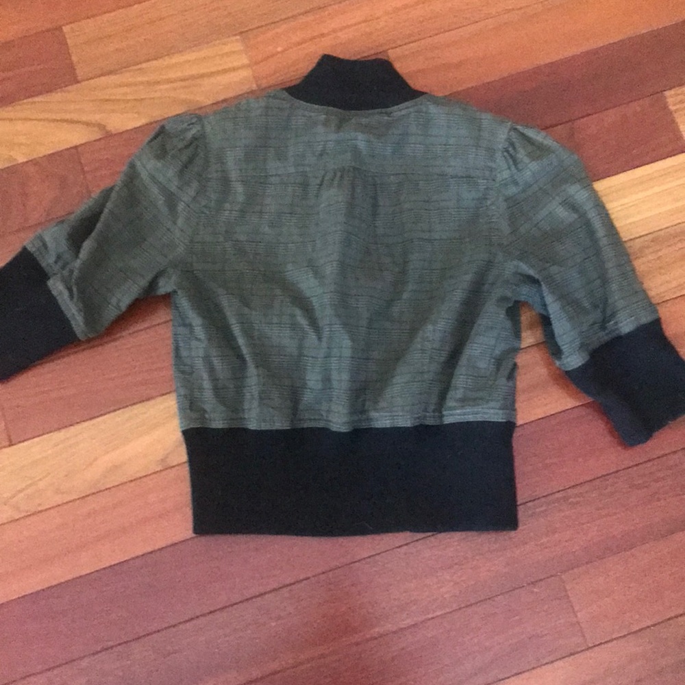 Jacket - Picture 4 of 4